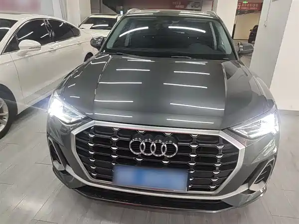 Audi Q3 2021