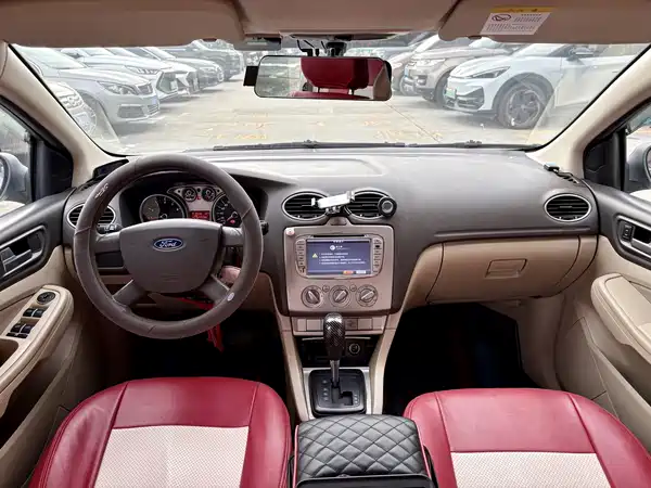 Ford Focus 2014