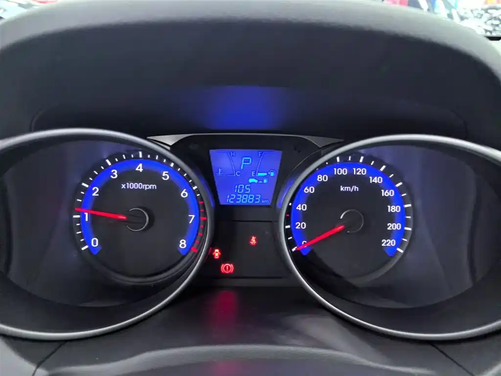 Hyundai ix35 2016 — фото 12