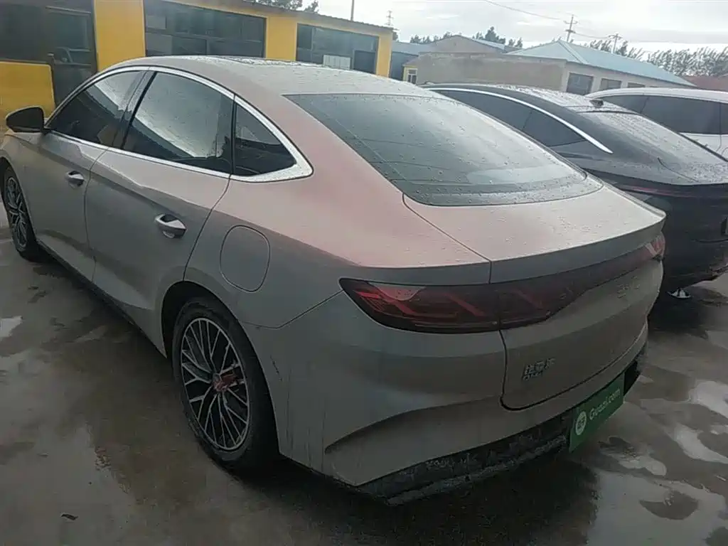 BYD Qin L 2024 — фото 5