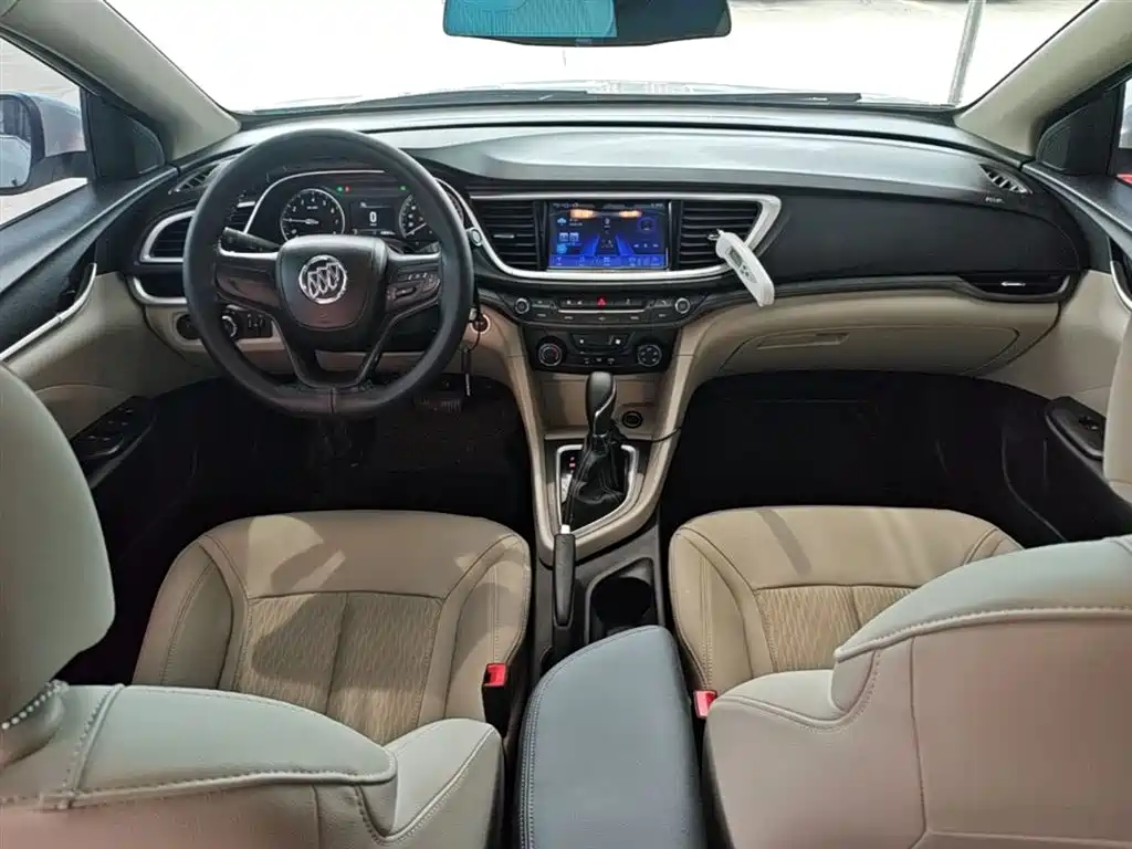 Buick Excelle 2017 — фото 10