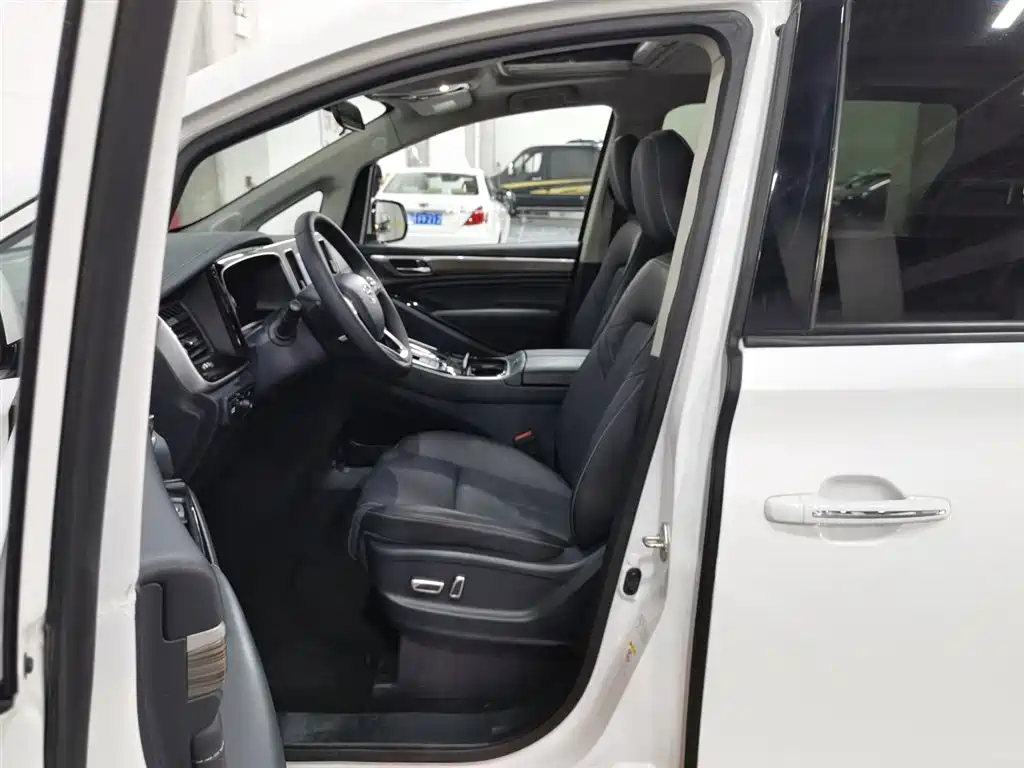 GAC Motor Trumpchi M8 2023 — фото 10