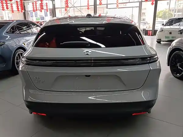 NIO ET5T 2024