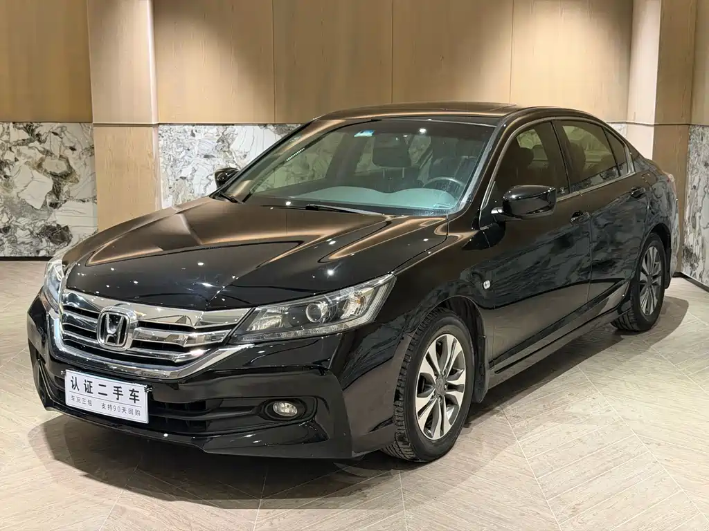 Honda Accord 2015 — фото 1