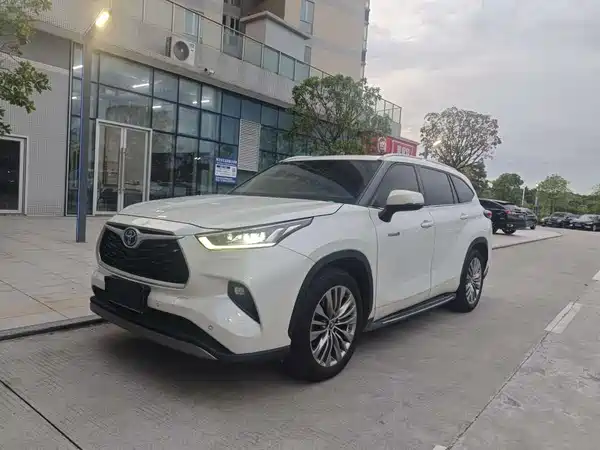 Toyota Highlander 2022