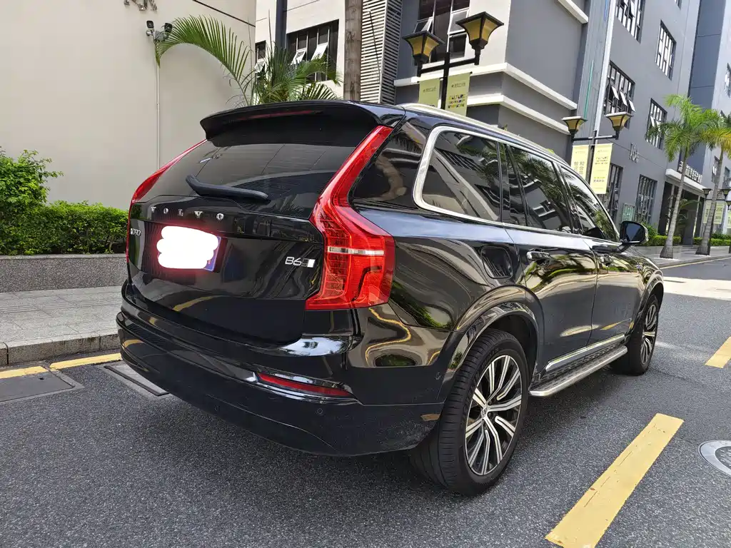 Volvo XC90 2021 — фото 8