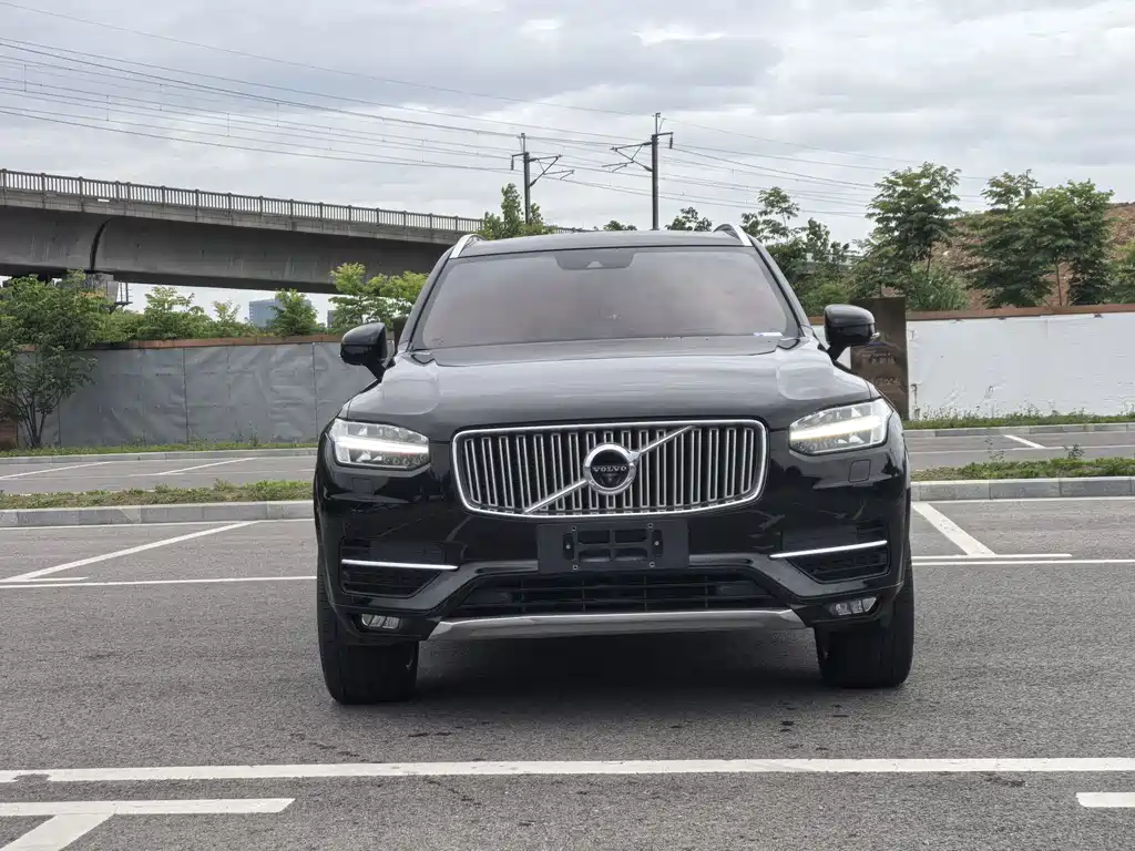 Volvo XC90 2017 — фото 2