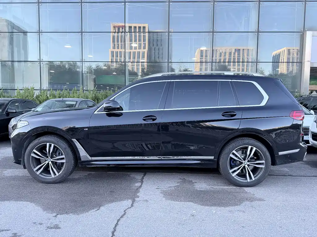 BMW X7 2022 — фото 5