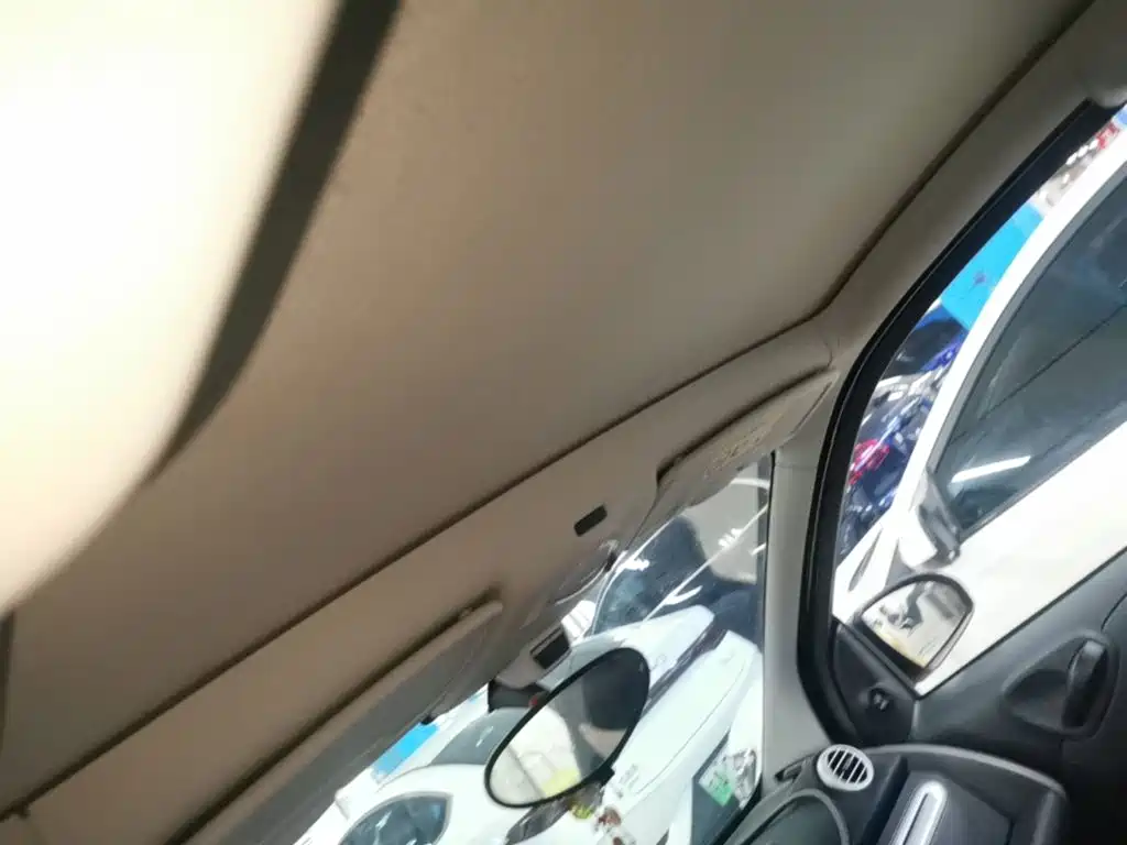 smart Fortwo 2014 — фото 18