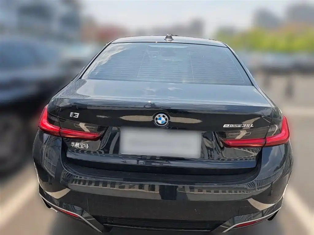 BMW i3 2025 — фото 10