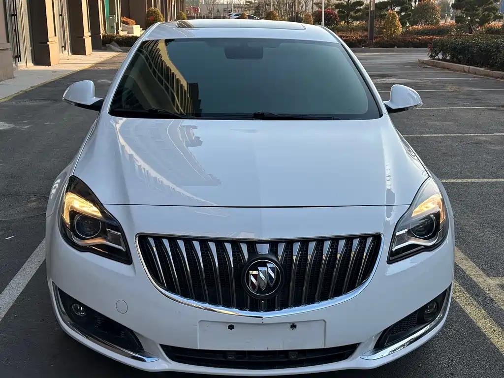 Buick Regal 2017 — фото 9