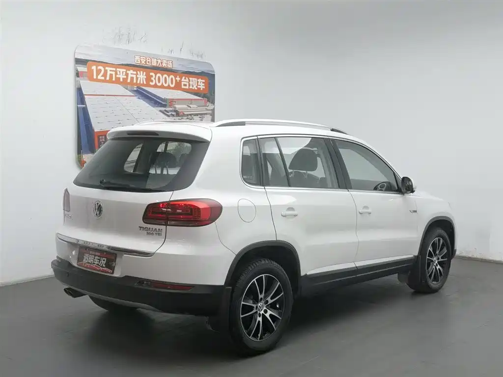 Volkswagen Tiguan 2016 — фото 2
