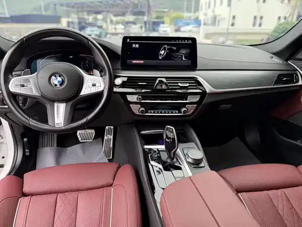 BMW 5 Series 2023