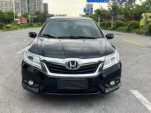 Honda Crider 2015