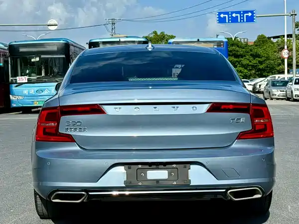 Volvo S90 2020