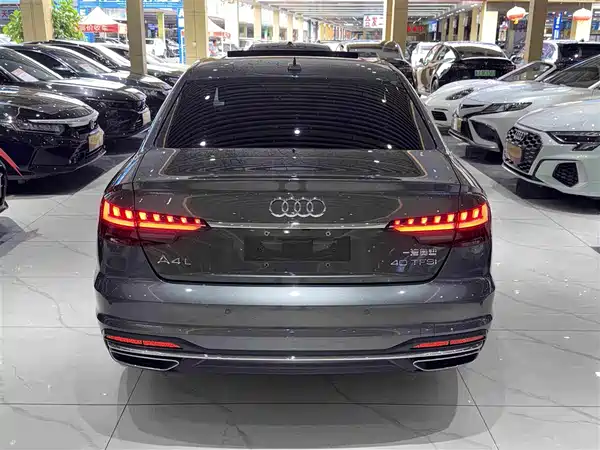 Audi A4L 2020