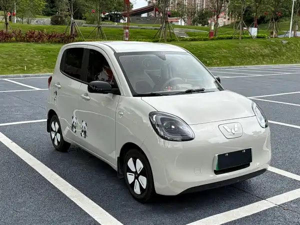 Wuling Hongguang MINIEV 2025