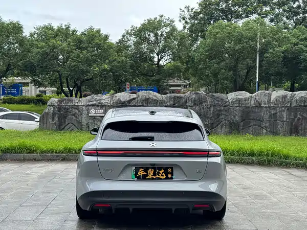 NIO ET5T 2024