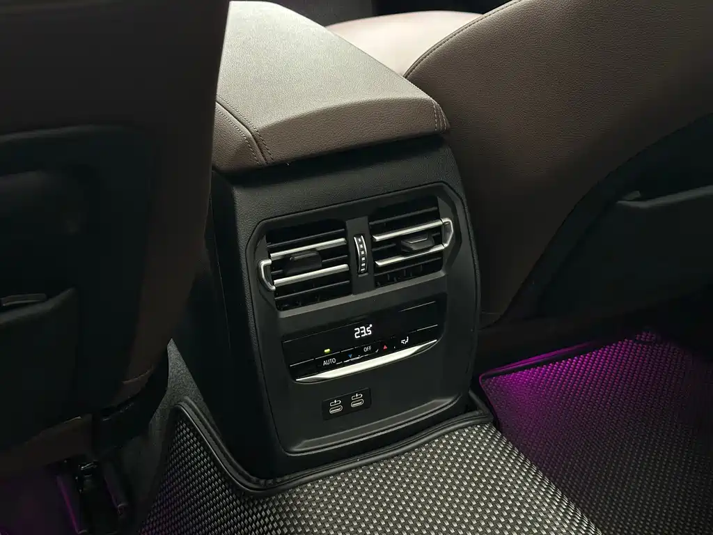 BMW 3 Series 2020 — фото 15
