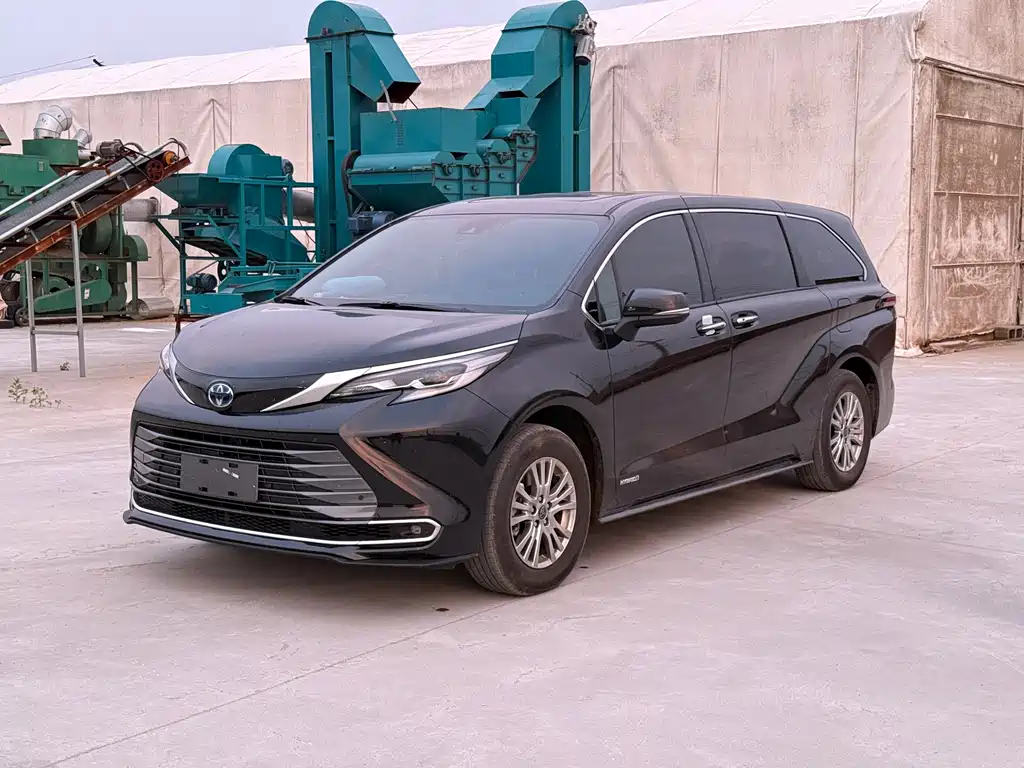 Toyota Sienna 2026