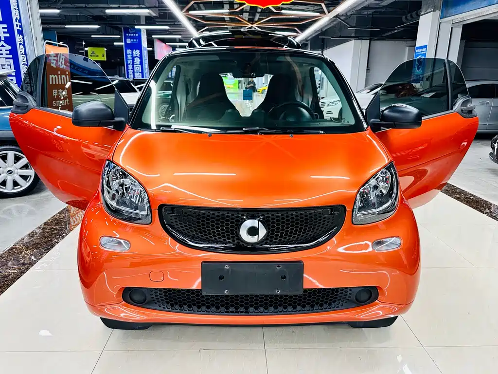 smart Fortwo 2018 — фото 20