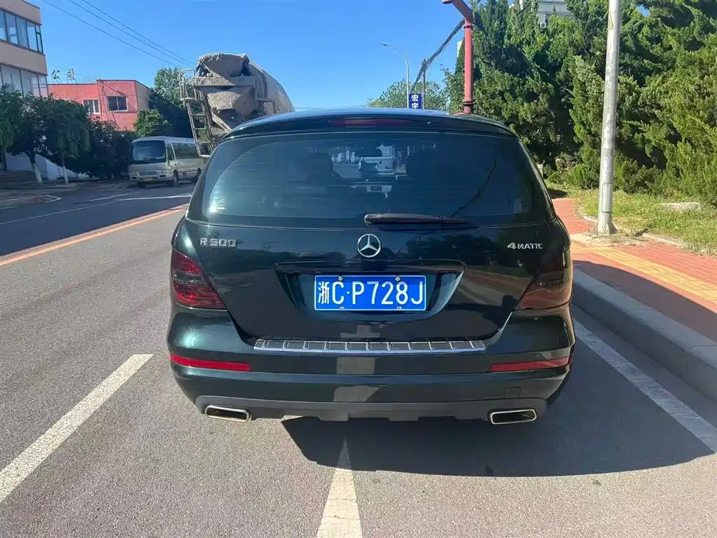 Mercedes-Benz R-Class 2011