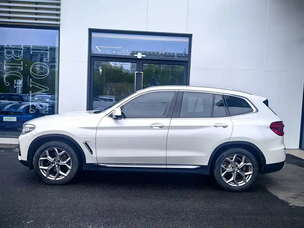 BMW X3 2021 — фото 5