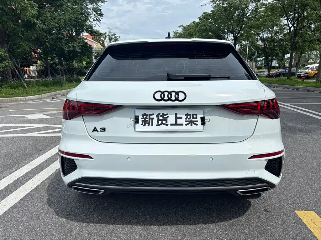 Audi A3 2023 — фото 16