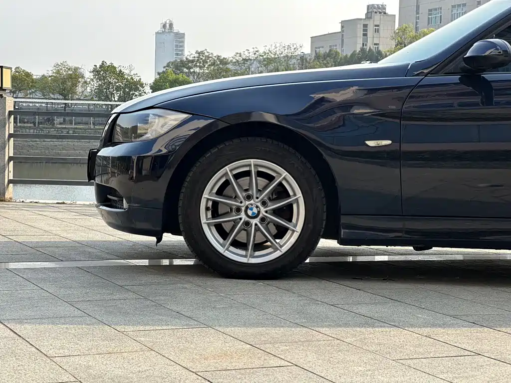 BMW 3 Series 2007