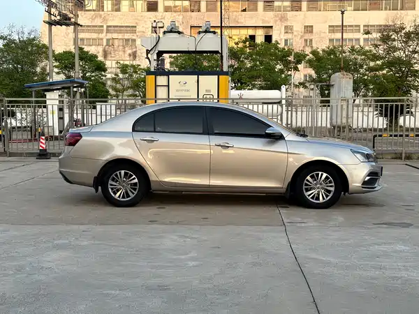Geely Emgrand 2018
