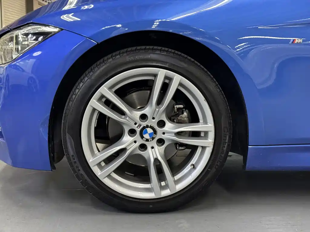 BMW 3 Series 2017 — фото 14