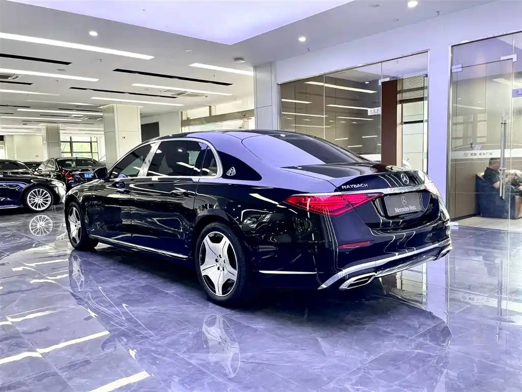 Mercedes-Benz S-Class 2023