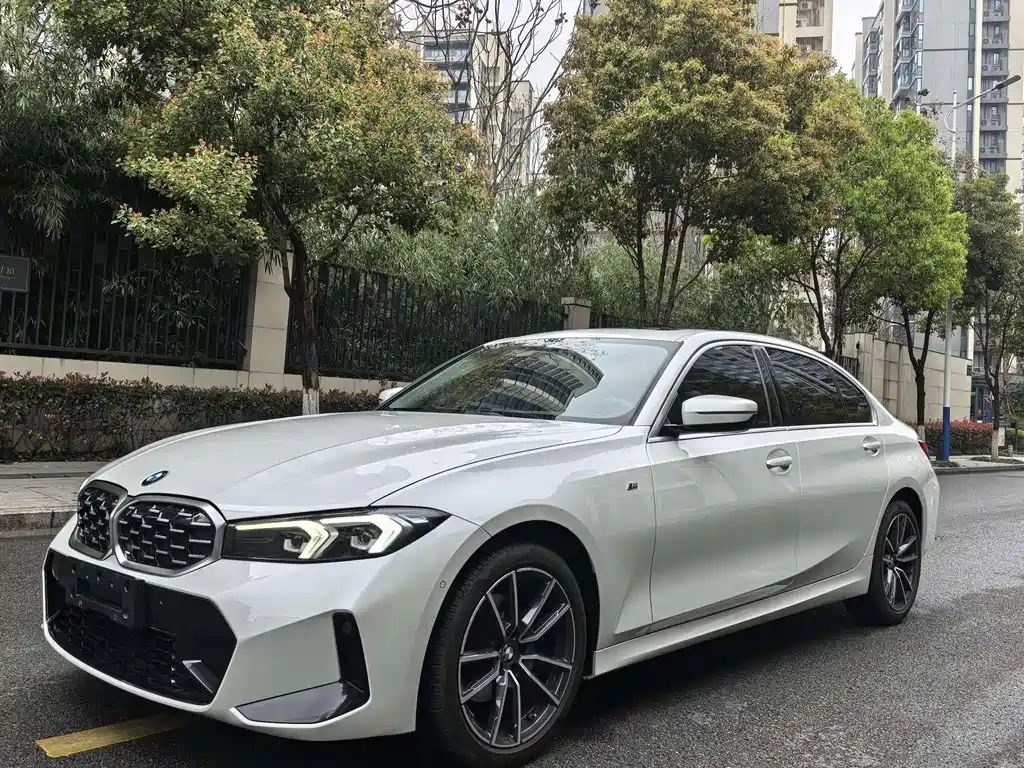 BMW 3 Series 2023