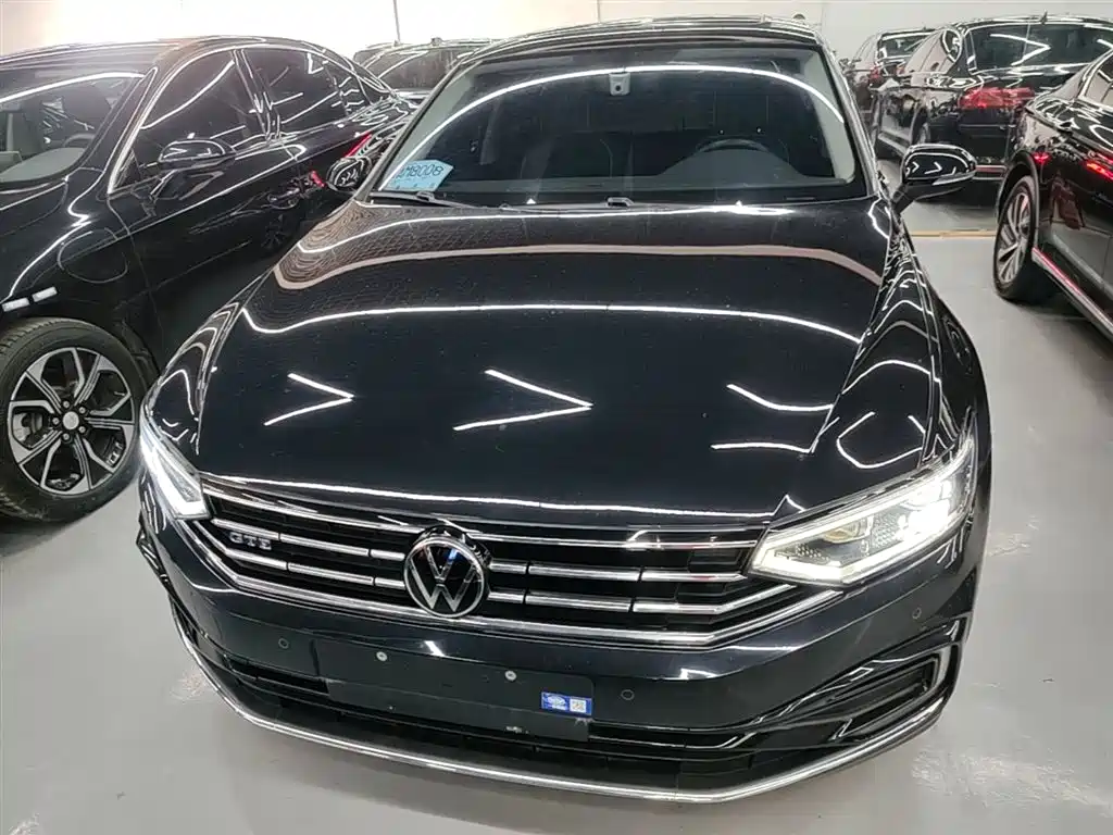 Volkswagen Magotan GTE PHEV 2024 — фото 3