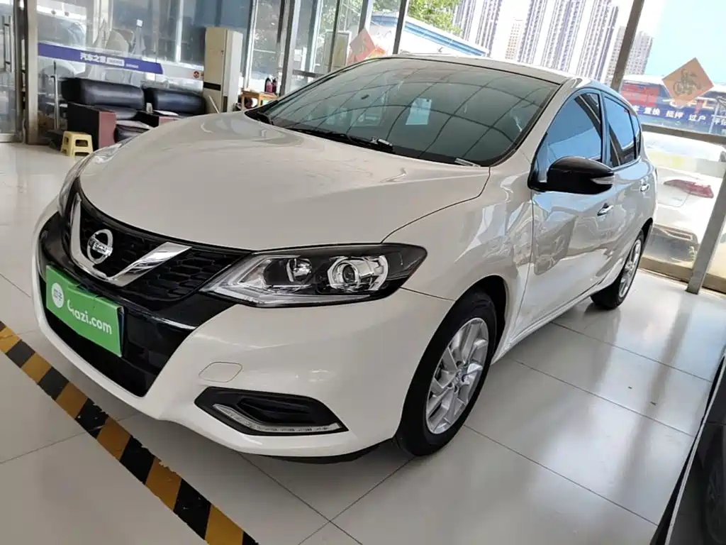 Nissan Tiida 2023