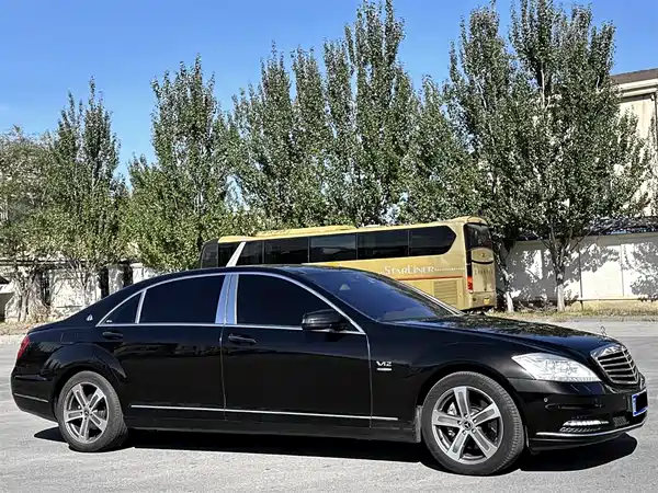 Mercedes-Benz S-Class 2007