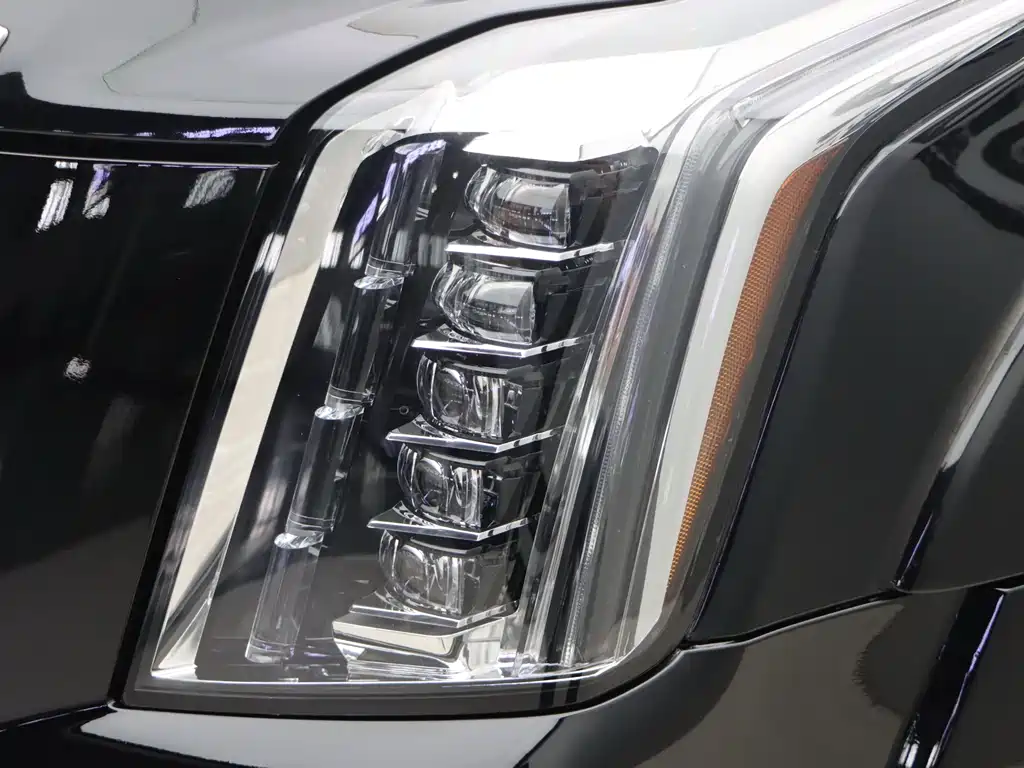 Cadillac Escalade 2019 — фото 10