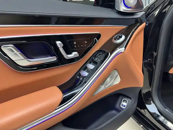 Mercedes-Benz S-Class 2021
