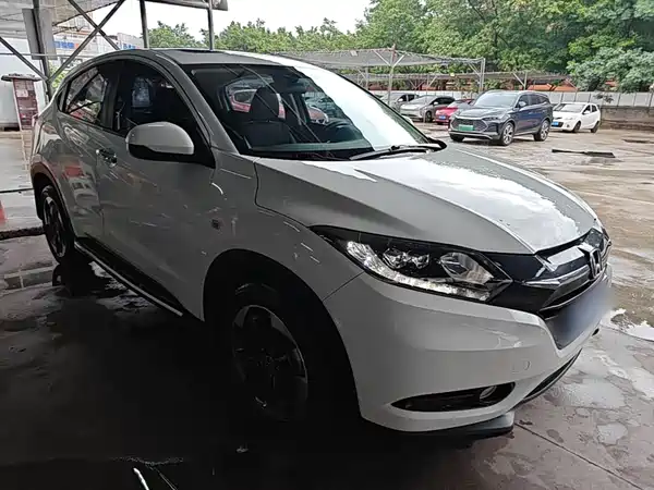 Honda Vezel 2017