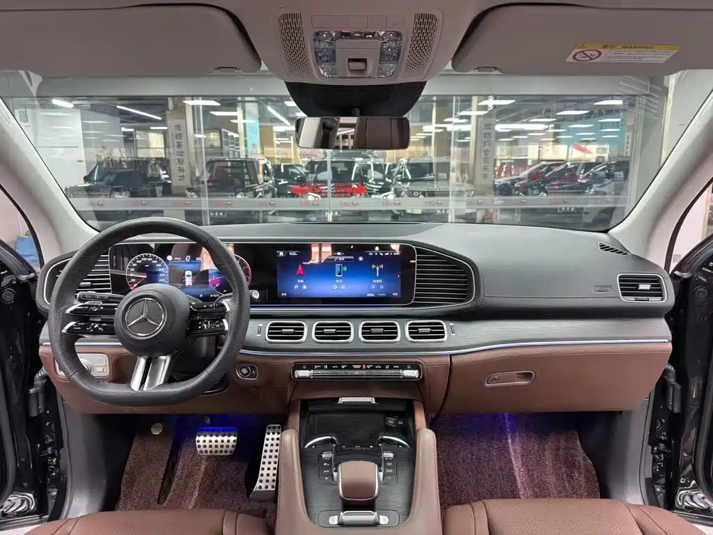 Mercedes-Benz GLS 2024