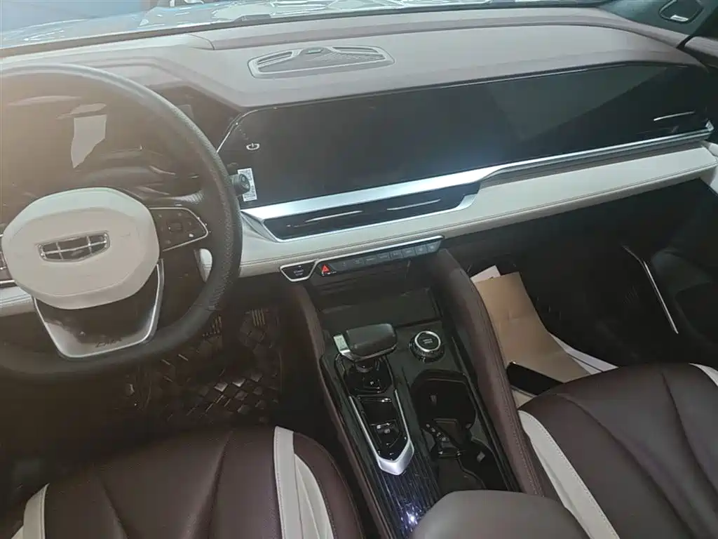 Geely Xingyue L 2023 — фото 13