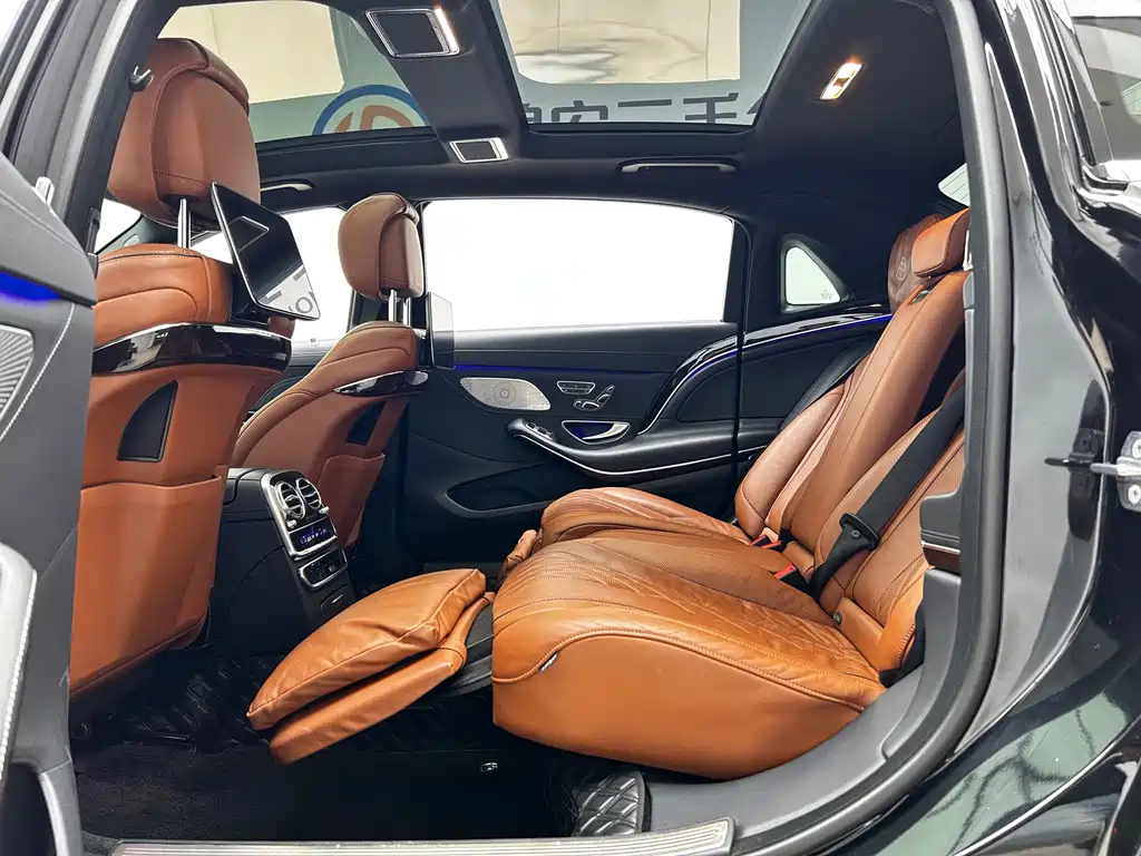 Mercedes-Benz Maybach S-Class 2020 — фото 12