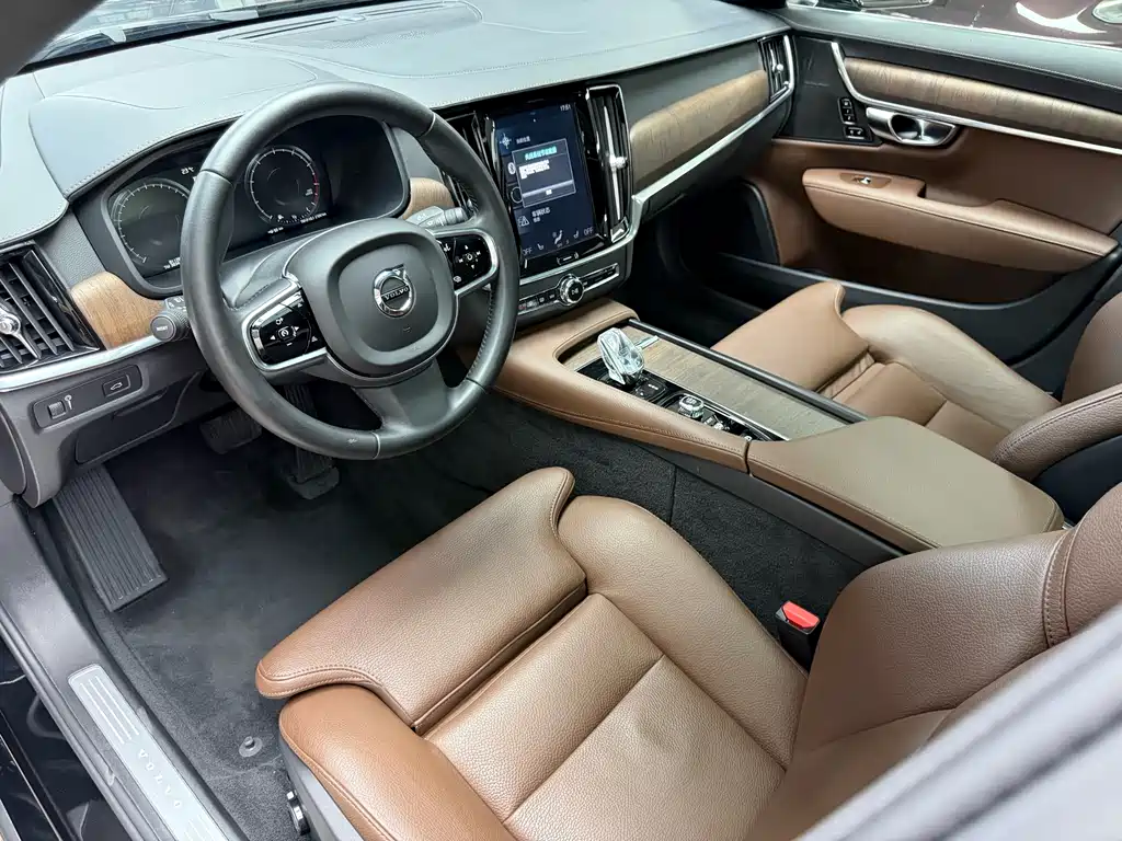 Volvo S90 2021 — фото 11