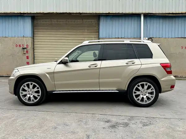Mercedes-Benz GLK-Class 2012