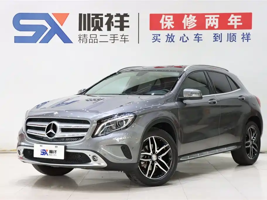 Mercedes-Benz GLA 2015