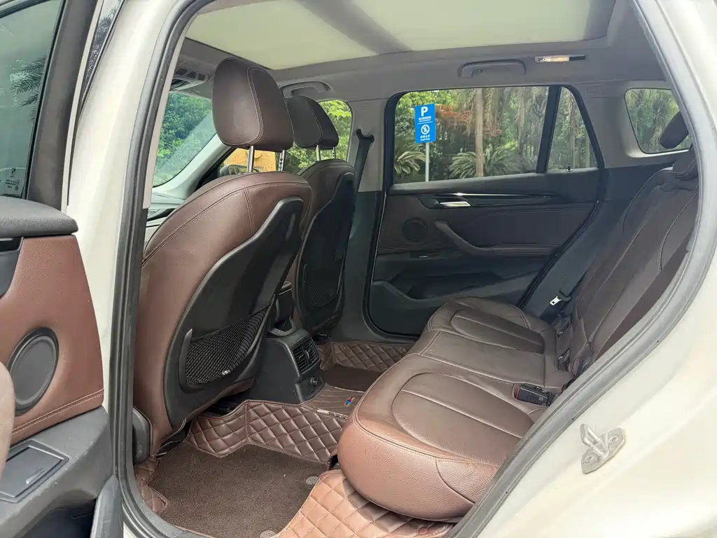 BMW X1 2018 — фото 10
