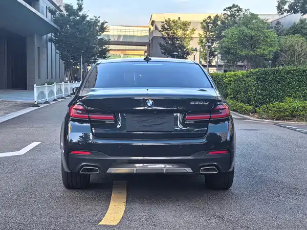 BMW 5 Series 2021
