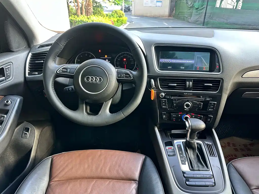 Audi Q5 2017 — фото 14