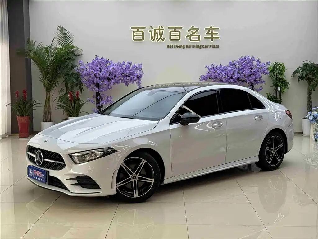 Mercedes-Benz A-Class 2020 — фото 2