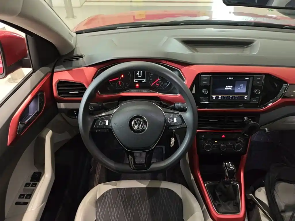 Volkswagen T-Cross 2020 — фото 17